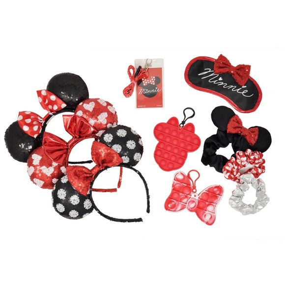 Minnie Accessory Set - Picture 3 of 12